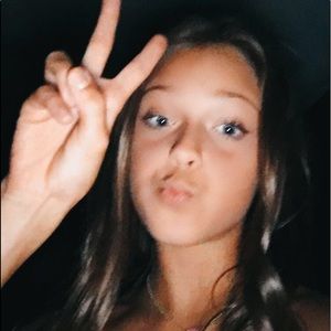 Meet your Posher, Kaleigh